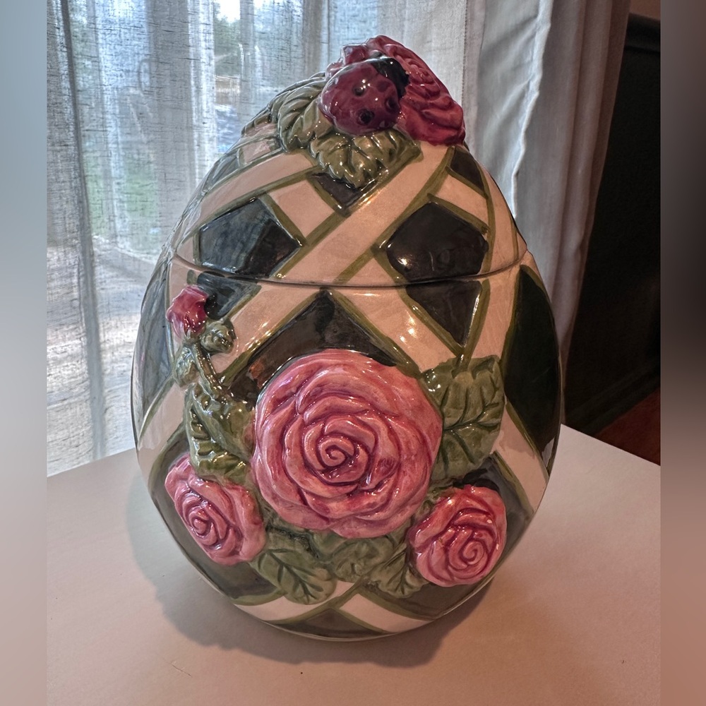Vintage Rose Cookie Jar
